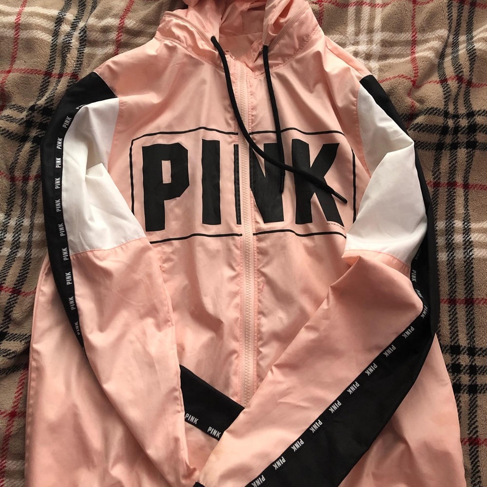VS PINK Anorak
